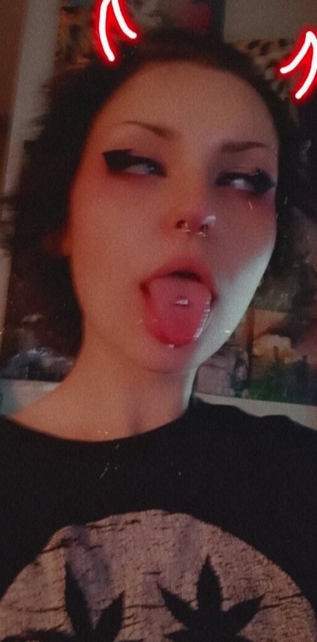Naakte gelekte OnlyFans-foto van Void The Kitten