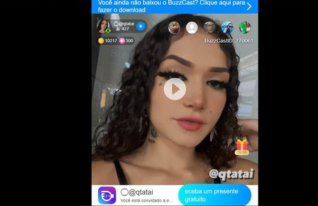 Naakte gelekte OnlyFans-foto van Buzzcast