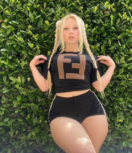 Naakte gelekte OnlyFans-foto van Amethystfaymusic