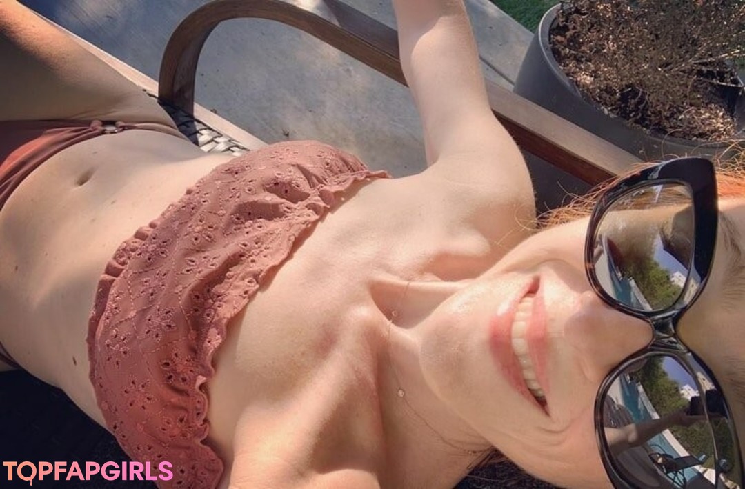 Naakte gelekte OnlyFans-foto van Ruth Connell #1 Naakte gelekte OnlyFans-foto van Ruth Connell #1