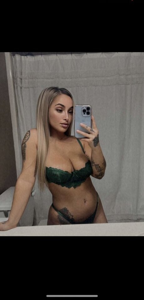 Naakte gelekte OnlyFans-foto van Got Miamichelle