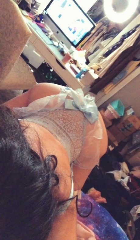 Naakte gelekte OnlyFans-foto van Shoe0nhead