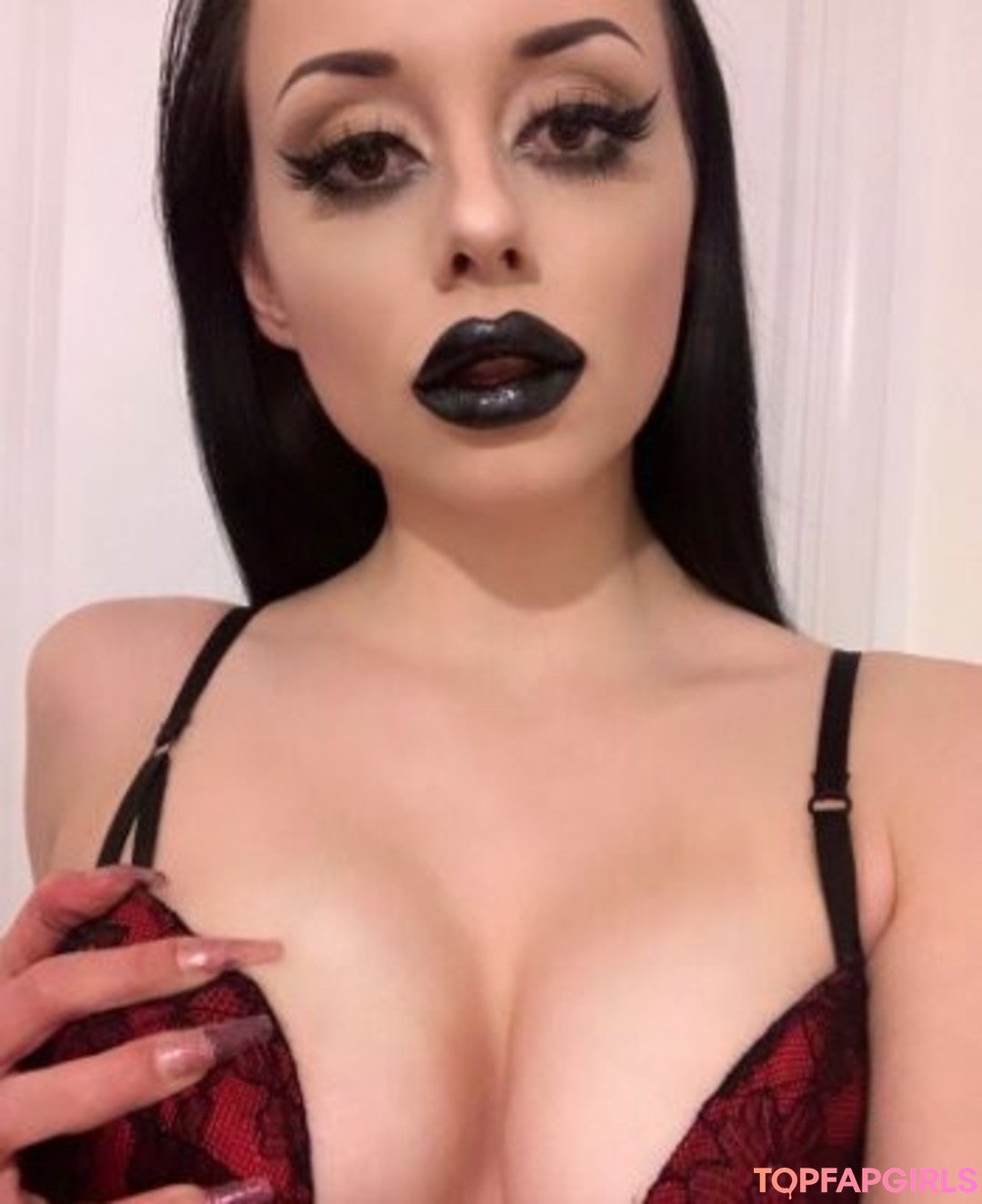 Naakte gelekte OnlyFans-foto van Analgothslut #3 Naakte gelekte OnlyFans-foto van Analgothslut #3