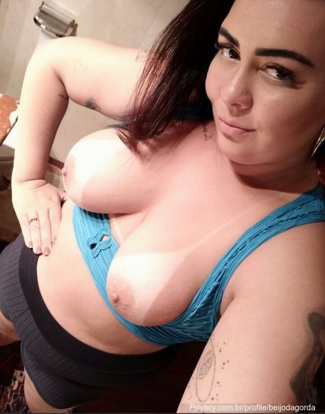 Naakte gelekte OnlyFans-foto van Jamila Dias