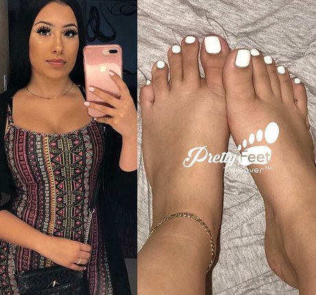 Naakte gelekte OnlyFans-foto van Victoriaines