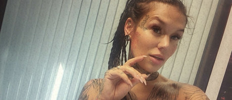 Naakte gelekte OnlyFans-foto van Sierra Renegade