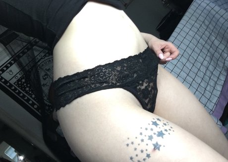 Naakte gelekte OnlyFans-foto van Fuxre