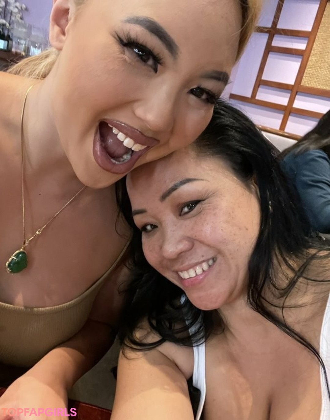 Naakte gelekte OnlyFans-foto van Sugar4u21 #3 Naakte gelekte OnlyFans-foto van Sugar4u21 #3