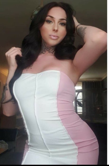 Naakte gelekte OnlyFans-foto van Camiemarie