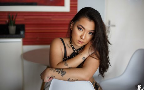 Naakte gelekte OnlyFans-foto van Mayumi Oyama