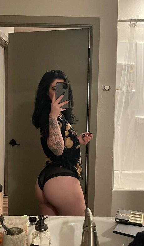 Naakte gelekte OnlyFans-foto van Rubysplayroom