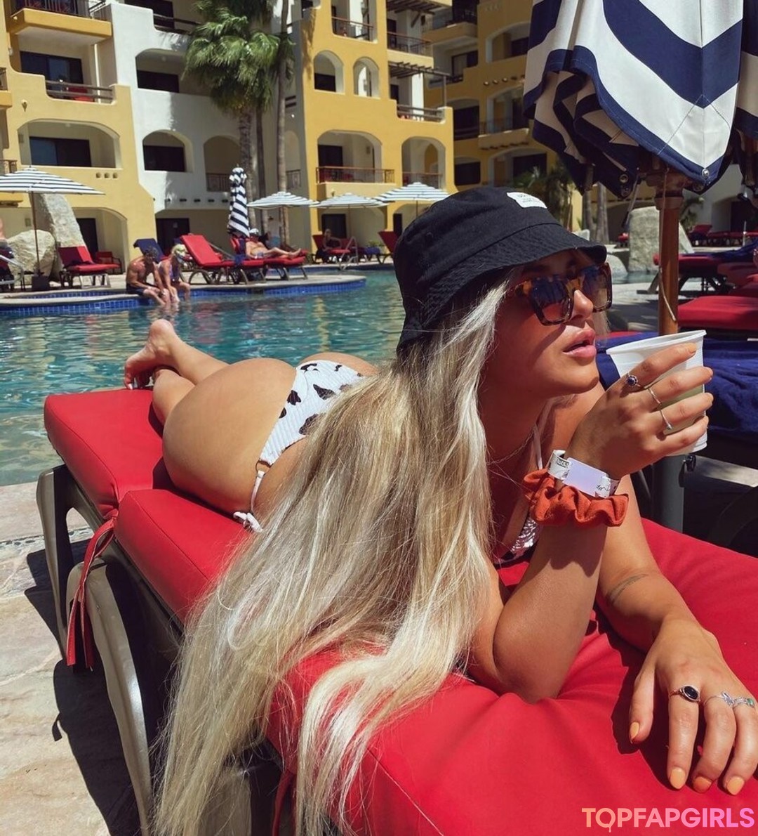 Naakte gelekte OnlyFans-foto van Taylortomasello #8 Naakte gelekte OnlyFans-foto van Taylortomasello #8