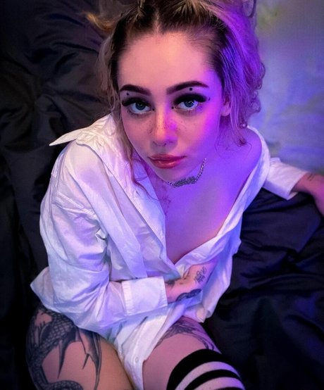 Naakte gelekte OnlyFans-foto van Skylergrace