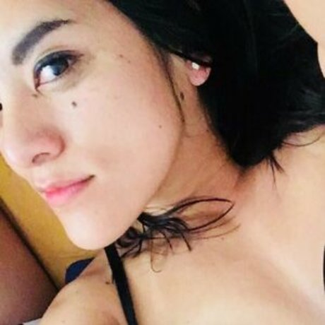 Naakte gelekte OnlyFans-foto van Tania Ivette