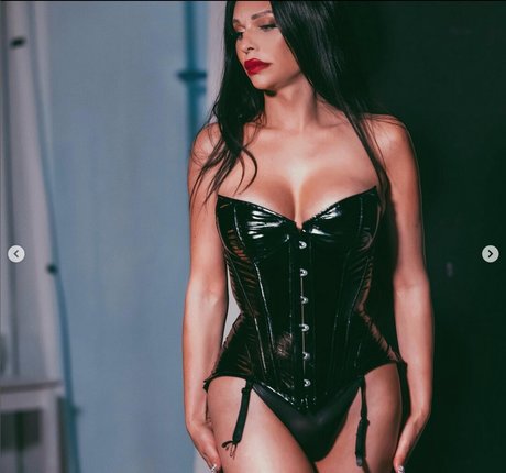 Naakte gelekte OnlyFans-foto van Shemalevalentina