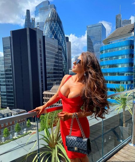 Naakte gelekte OnlyFans-foto van Misskayleighrosedematos