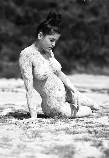 Naakte gelekte OnlyFans-foto van Pia Joanna