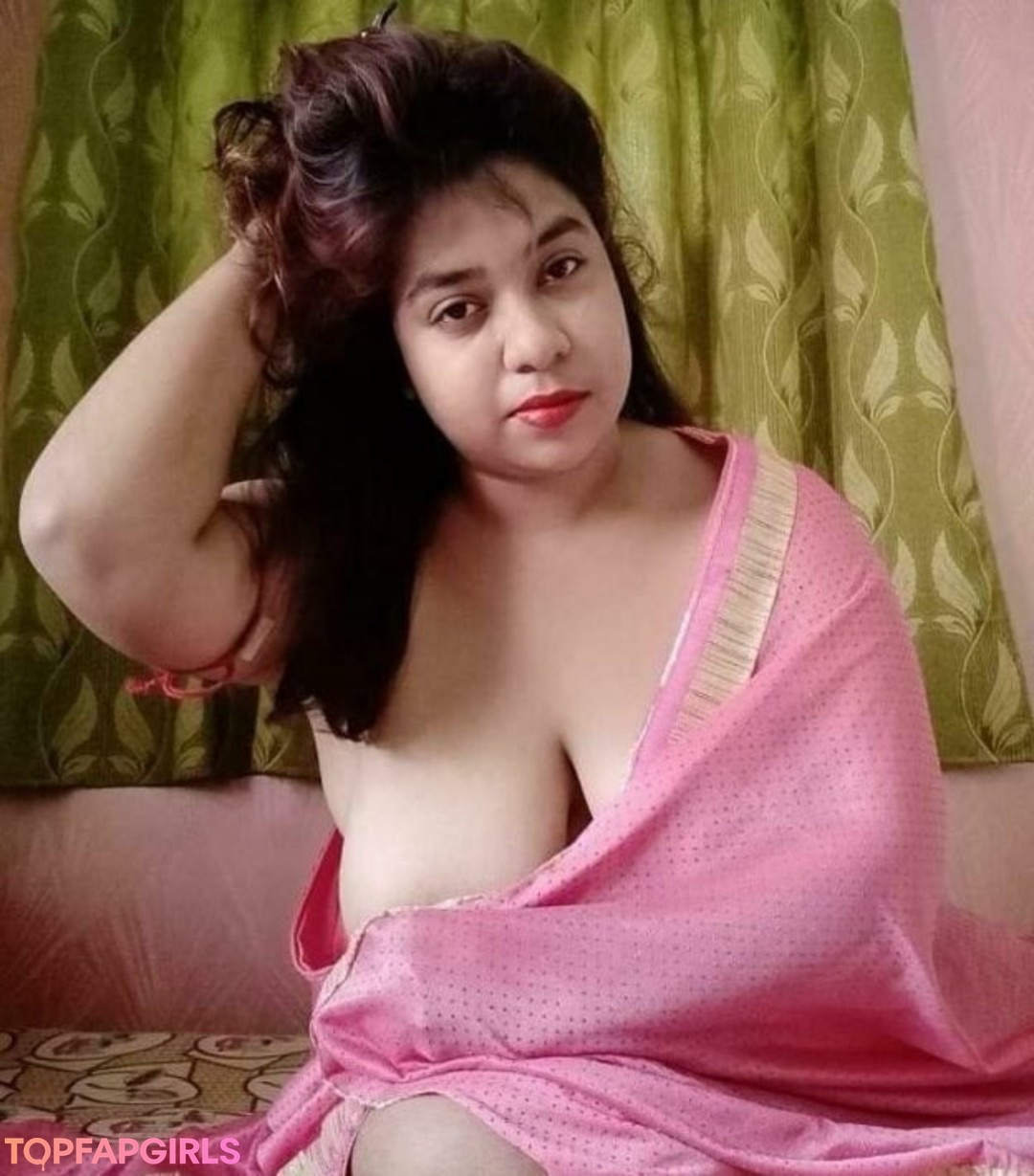 Naakte gelekte OnlyFans-foto van Yajnaseni #1809