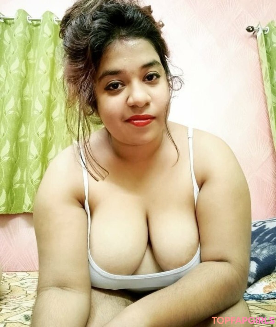 Naakte gelekte OnlyFans-foto van Yajnaseni #1810