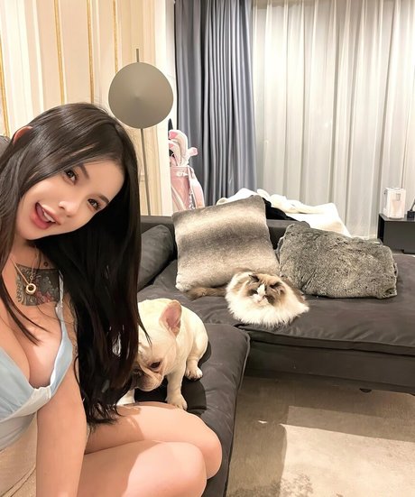 Naakte gelekte OnlyFans-foto van Xyyoff