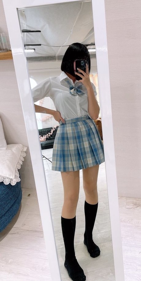 Naakte gelekte OnlyFans-foto van Madoka Natsume