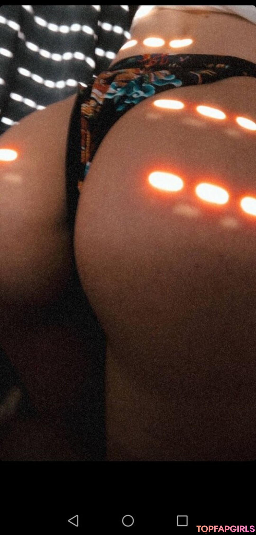 Naakte gelekte OnlyFans-foto van Gheddocinderrella #29 Naakte gelekte OnlyFans-foto van Gheddocinderrella #29