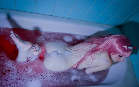 Naakte gelekte OnlyFans-foto van Cherryl Kitsune