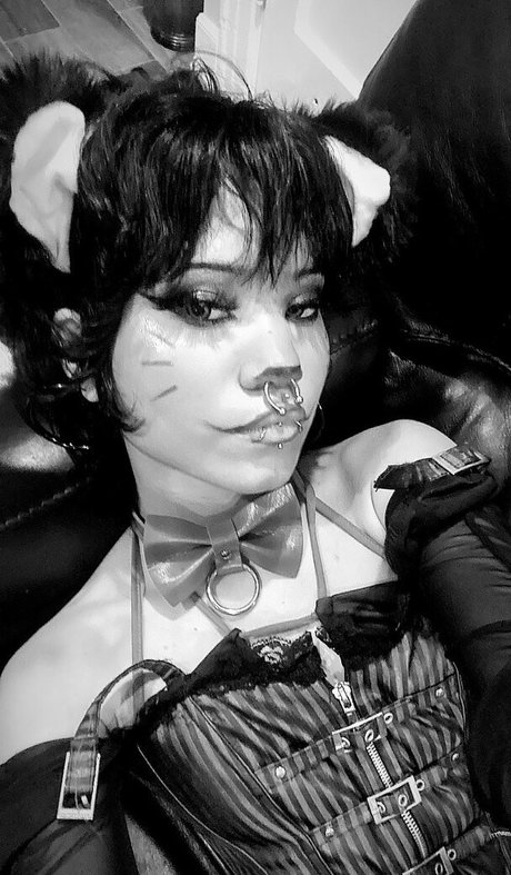 Naakte gelekte OnlyFans-foto van Saintsgoth
