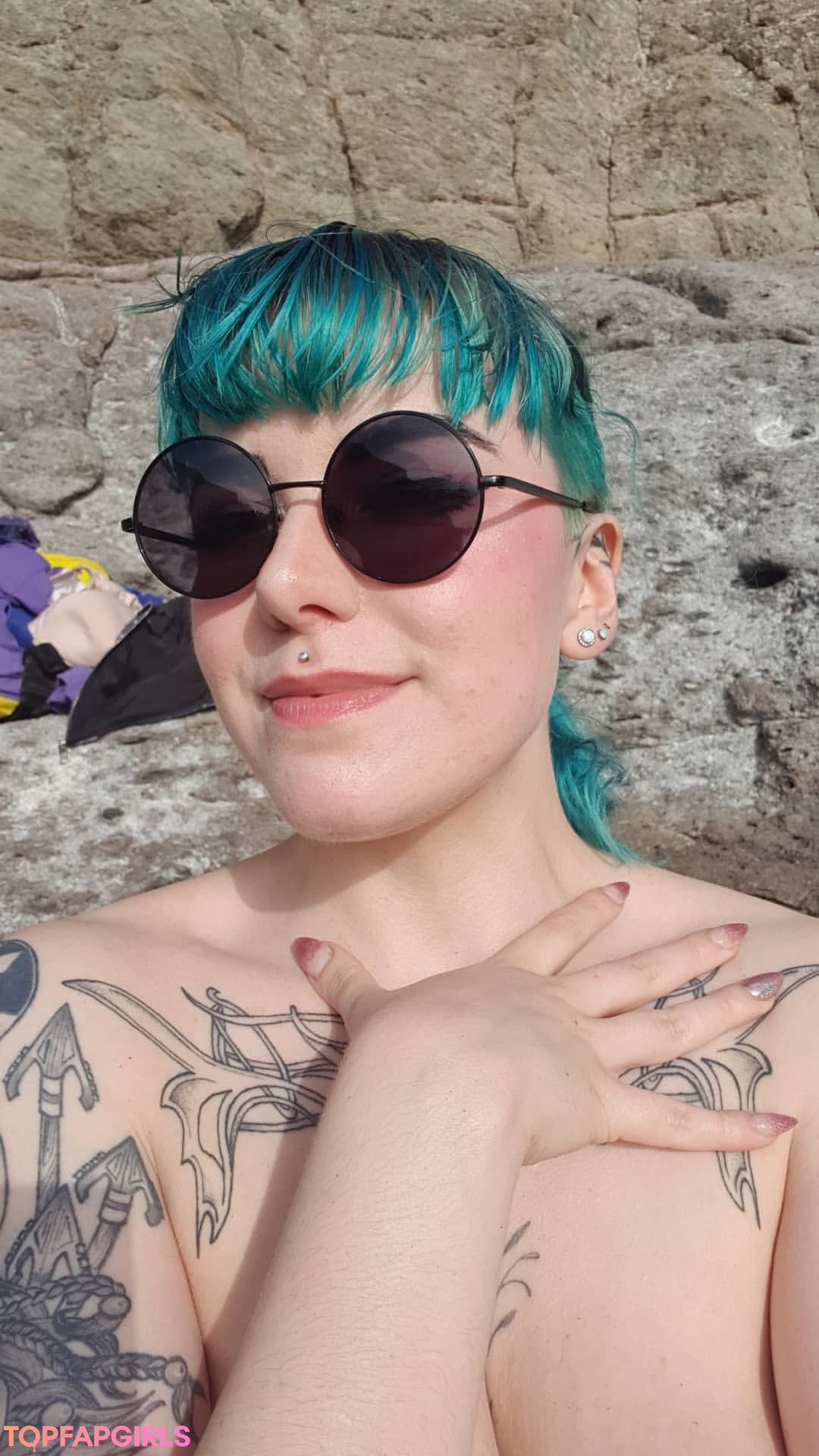 Naakte gelekte OnlyFans-foto van Elli #9