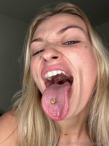 Naakte gelekte OnlyFans-foto van Alyssa Jewel
