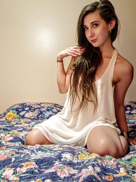 Naakte gelekte OnlyFans-foto van Sweet Stuff
