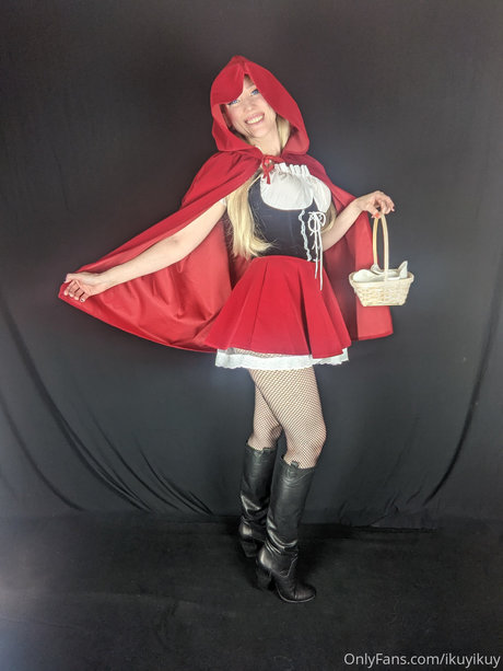 Ikuy Cosplayer