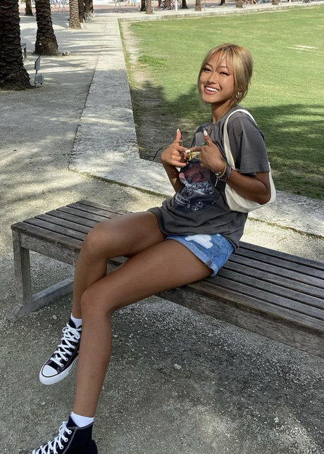 Naakte gelekte OnlyFans-foto van Gabby Hua