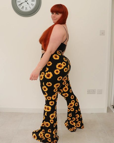 Naakte gelekte OnlyFans-foto van Nicole Herring