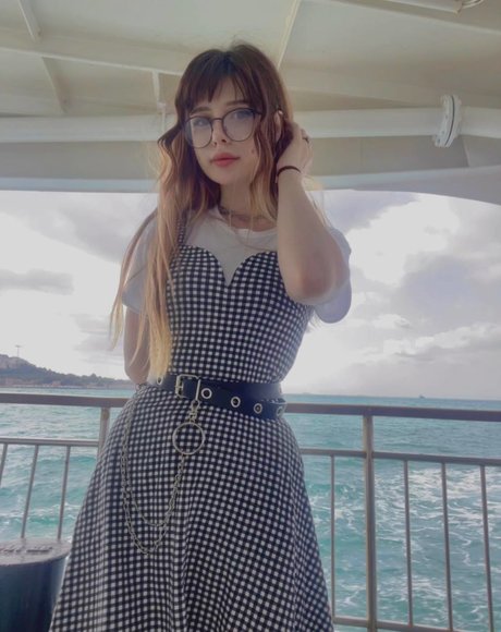 Fraulein Milk