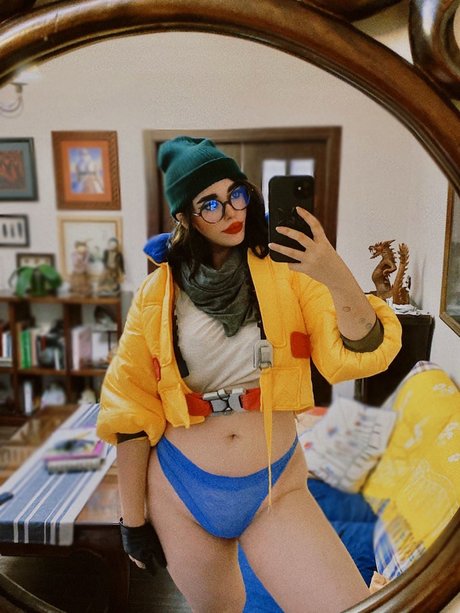Naakte gelekte OnlyFans-foto van Jyuna