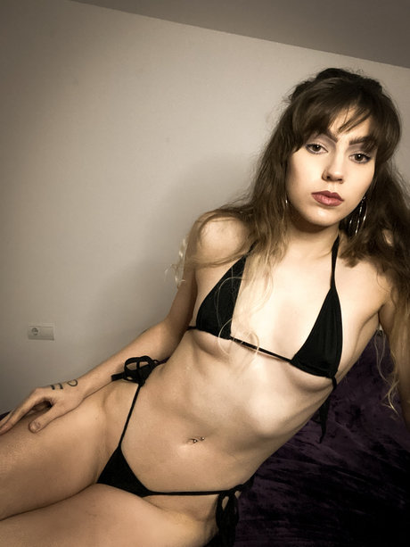 Naakte gelekte OnlyFans-foto van Sonia Anubis