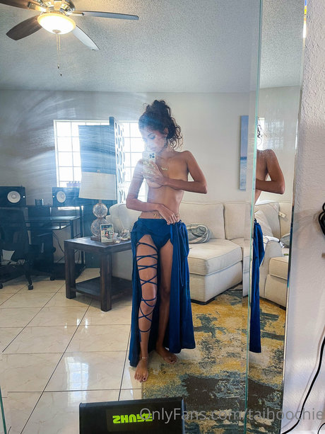 Naakte gelekte OnlyFans-foto van Taiaysha
