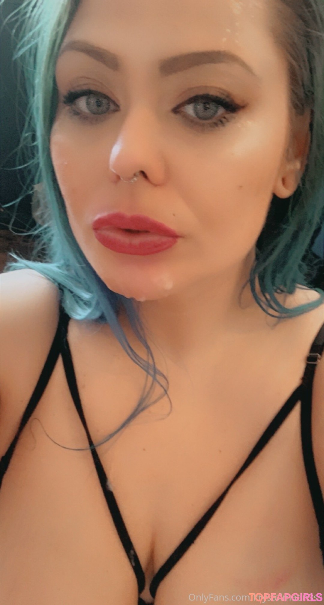 Naakte gelekte OnlyFans-foto van Krystal Sky #95 Naakte gelekte OnlyFans-foto van Krystal Sky #95