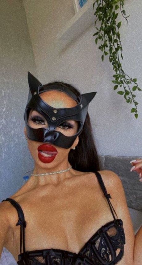 Naakte gelekte OnlyFans-foto van Shauna Taylor