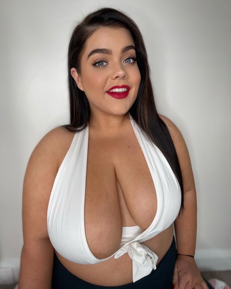 Imogen Grace