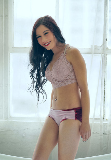 Daniella Claire