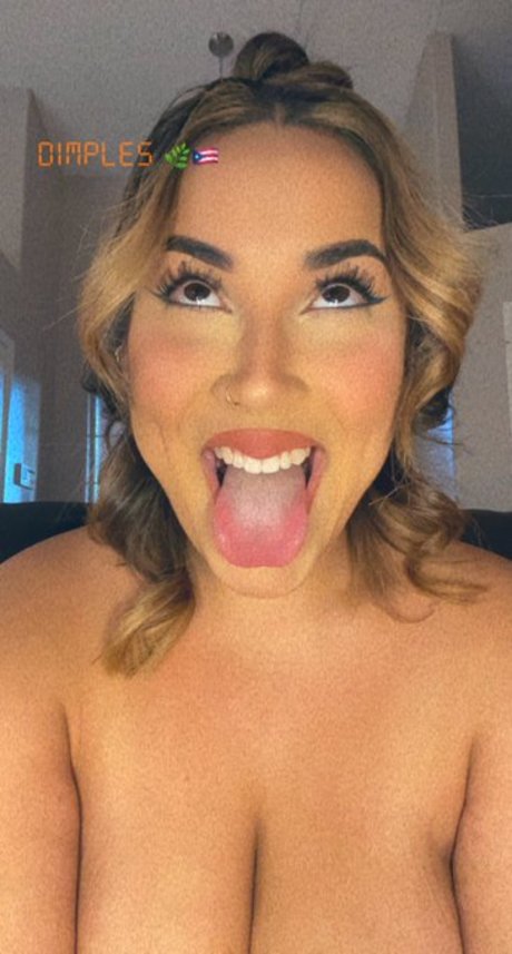 Naakte gelekte OnlyFans-foto van Mommy Marshmallow
