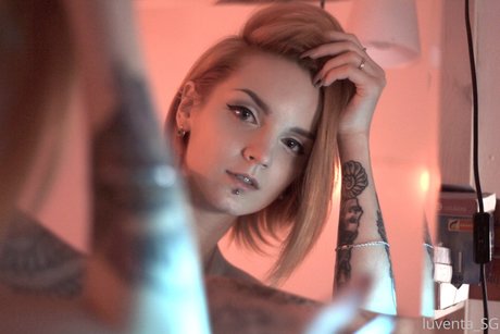 Naakte gelekte OnlyFans-foto van Luventa