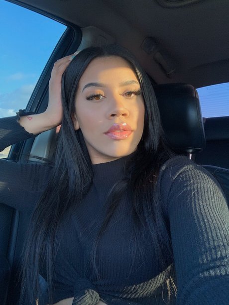 Naakte gelekte OnlyFans-foto van Xdydx