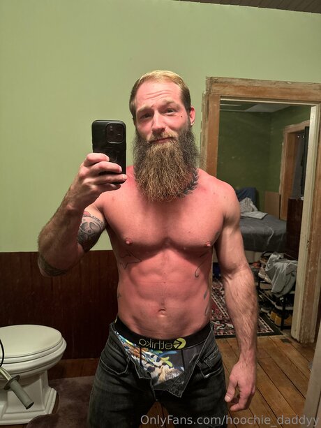 Hoochie Daddyy