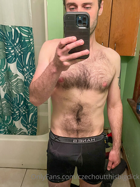 Naakte gelekte OnlyFans-foto van Czechoutthisbigdick