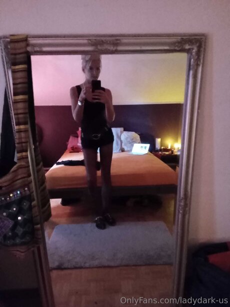 Ladydark Us