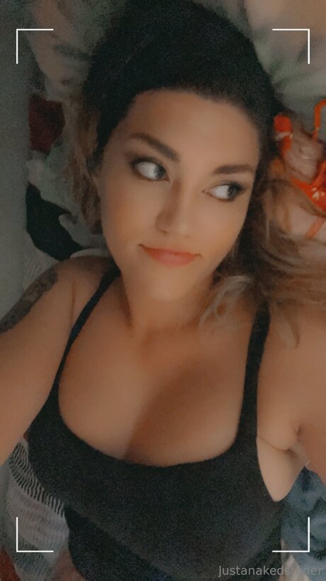 Justanakedstoner