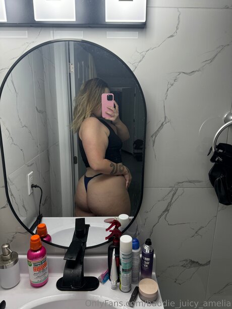 Baddie Juicy Amelia
